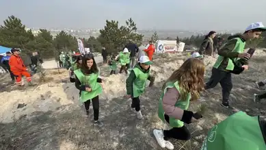 11 Kasım'da Binlerce Fidan Dikildi