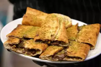 Çankırı'da İlginç Bir Lezzet: Dubai Pidesi ve Künefesi