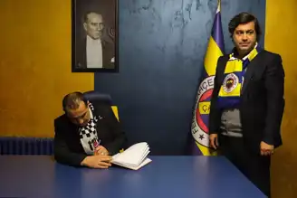 Rakip Takım Taraftarları Ortak Kutlamada Buluştu