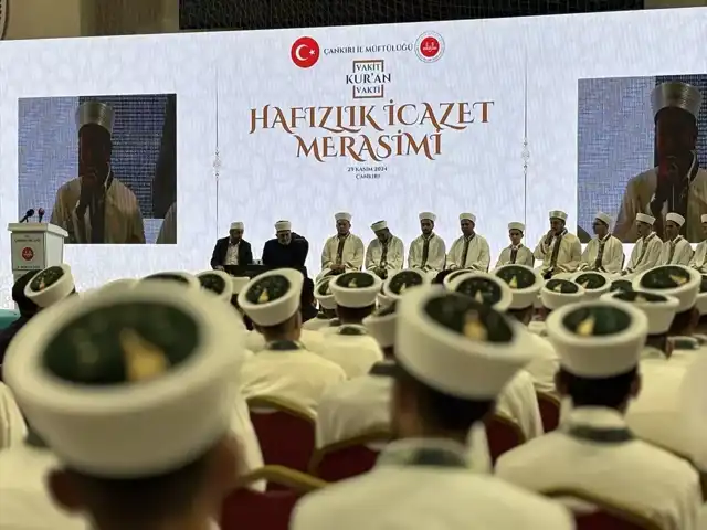 200 Hafız İçin İcazet Töreni